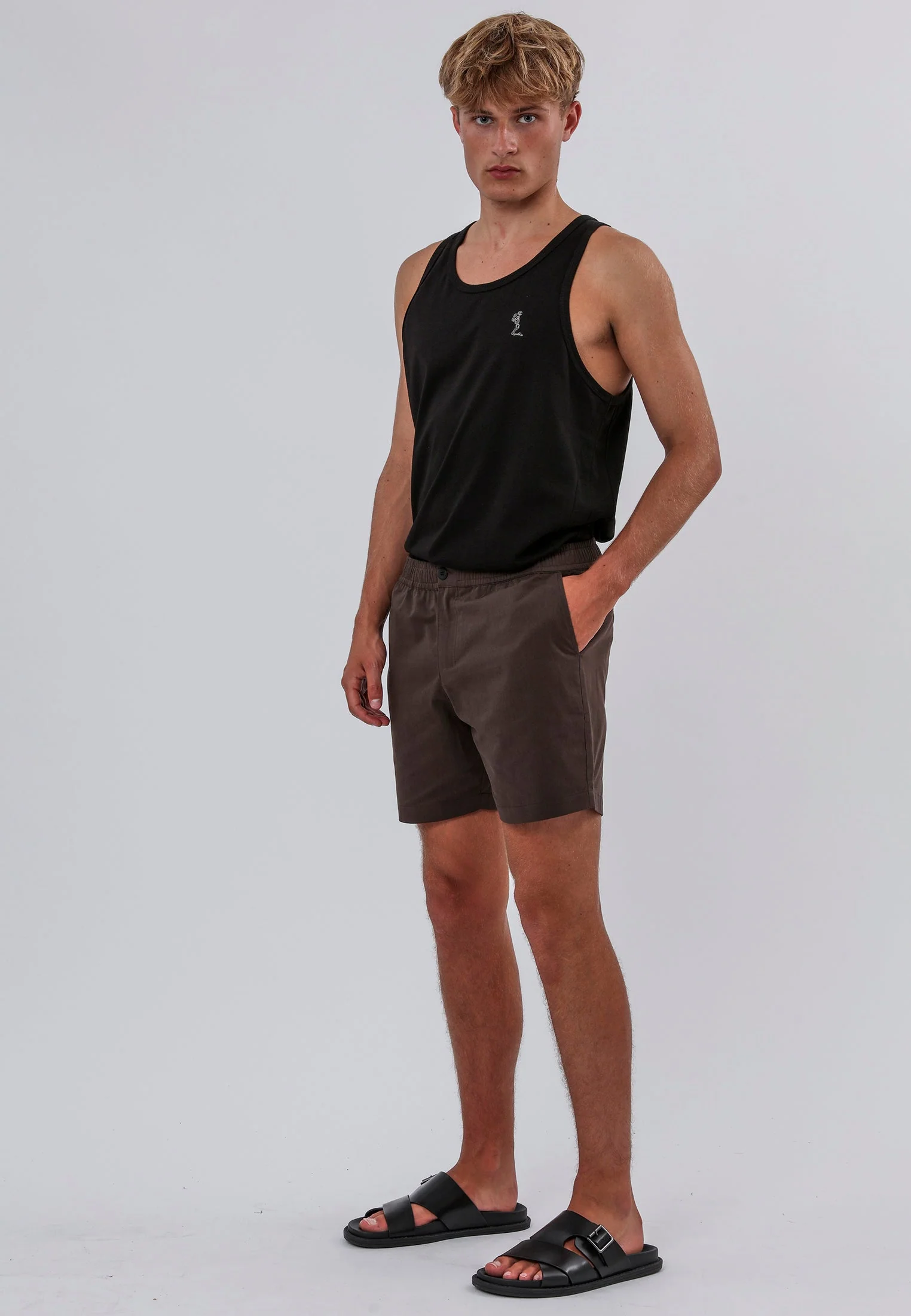 SAINT-TROPEZ ELASTICATED HOLIDAY SHORTS CHOCOLATE - Image 6