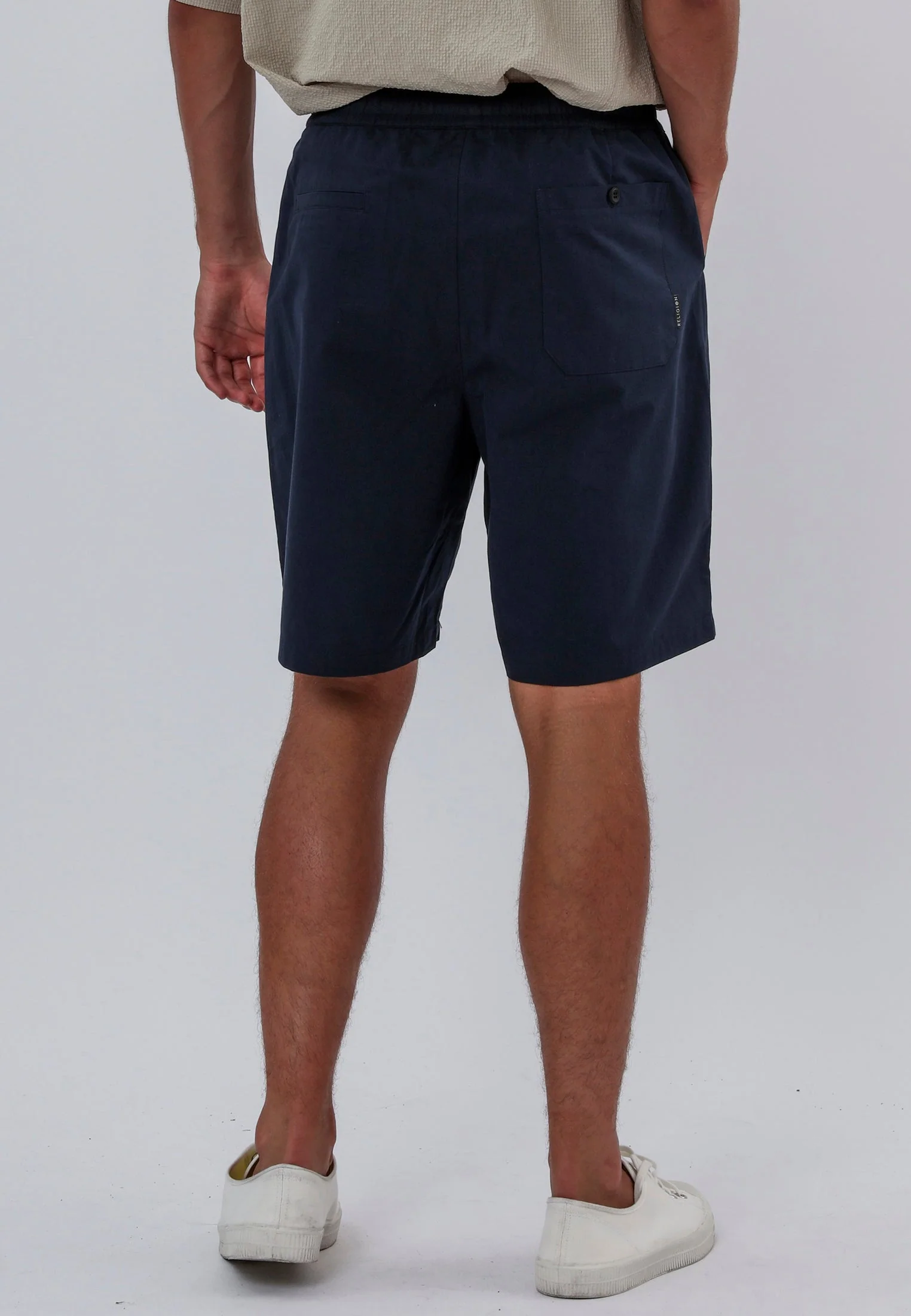 SAINT-TROPEZ PLEATED LINEN BLEND HOLIDAY SHORTS MIDNIGHT - Image 3