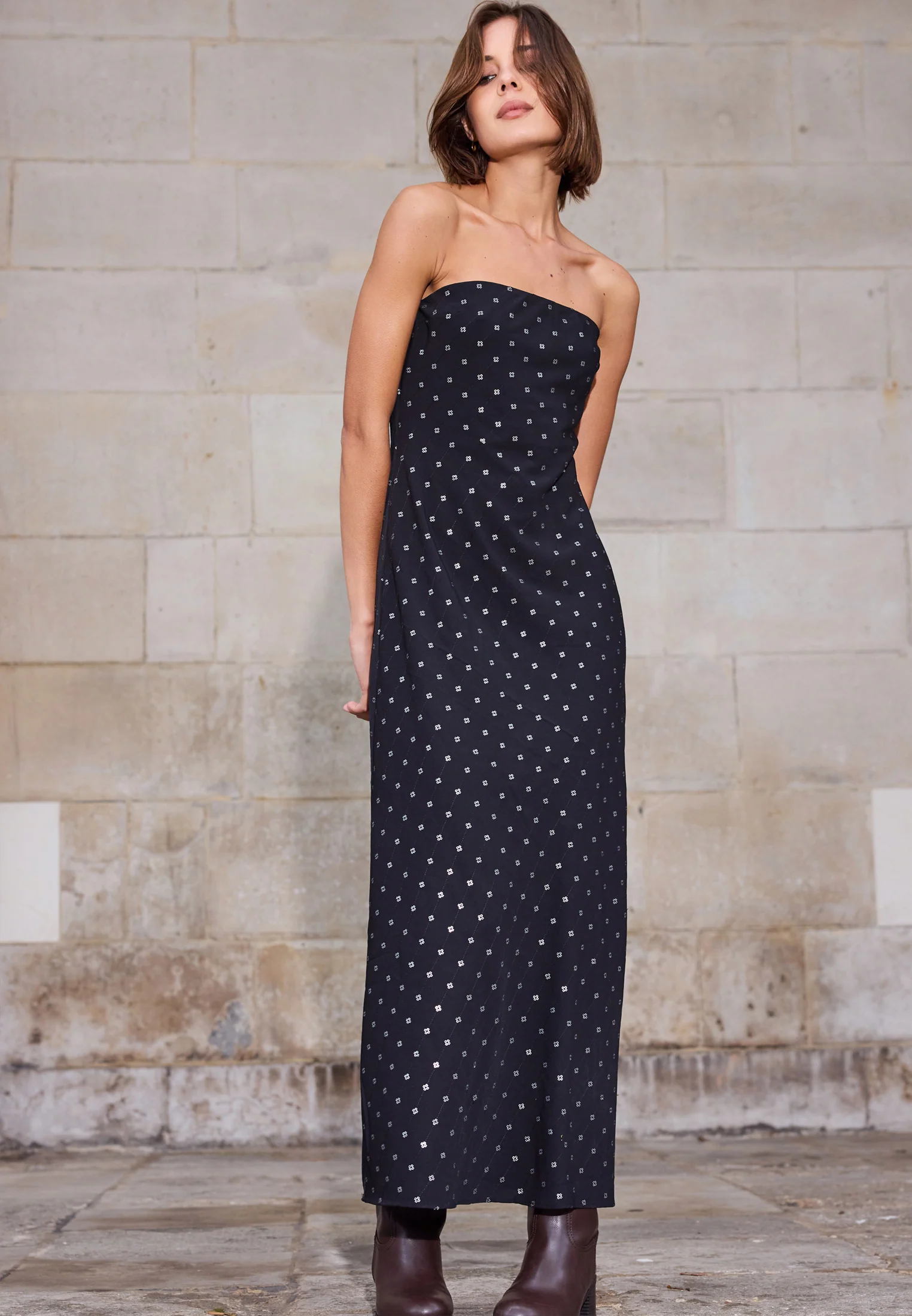 MILA MAXI DRESS BLACK - Image 6