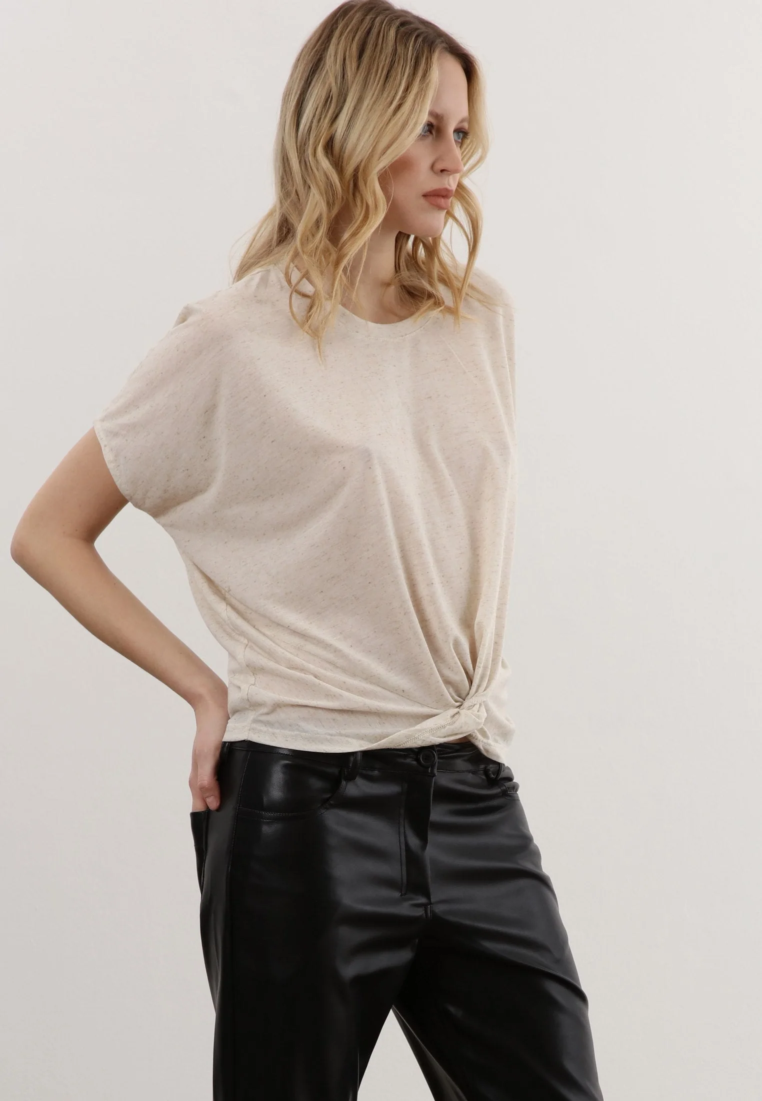 SHADOW TOP OFF WHITE - Image 4