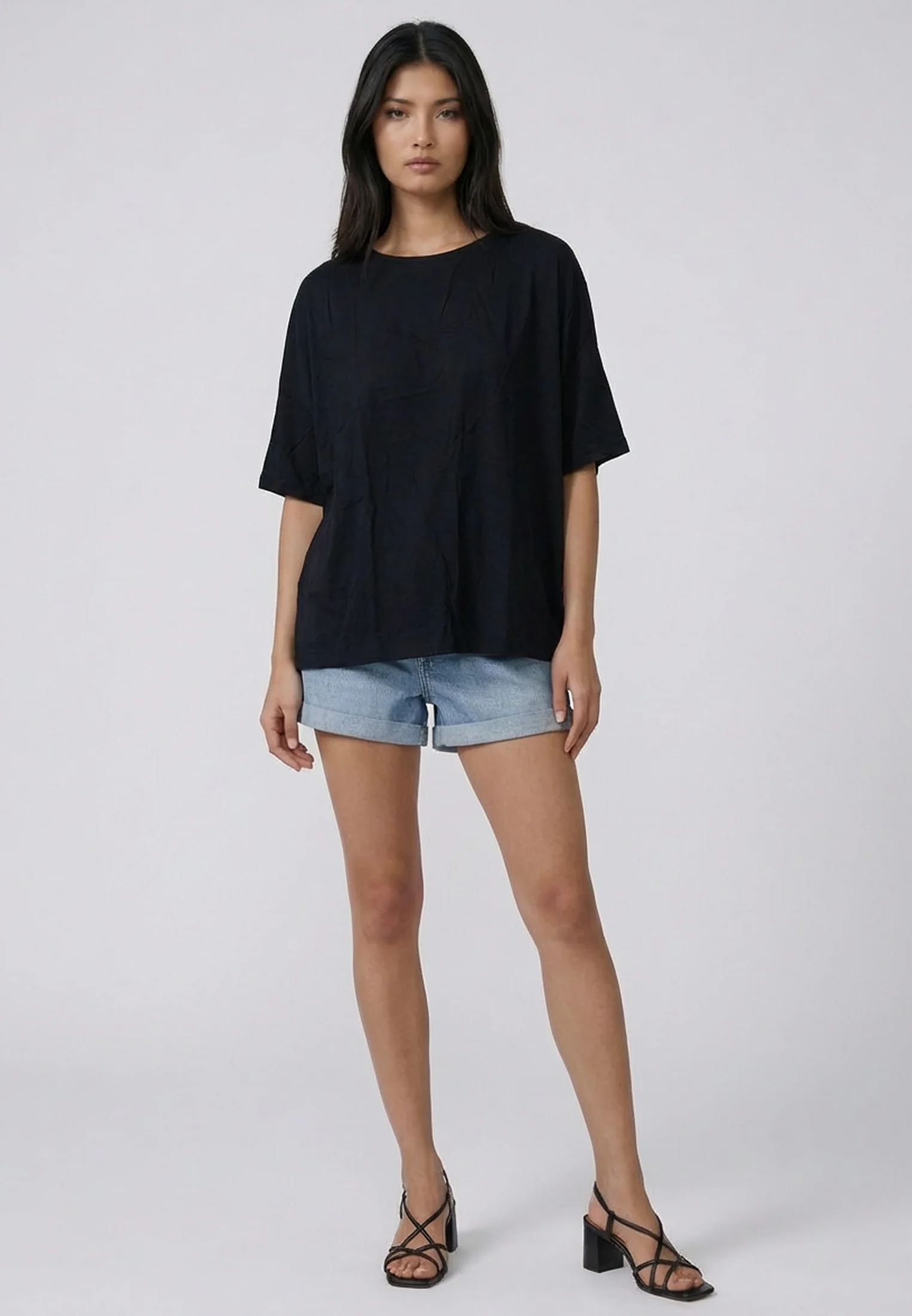 RELIGION SHREDDED BACKLESS TEE BLACK - Image 4