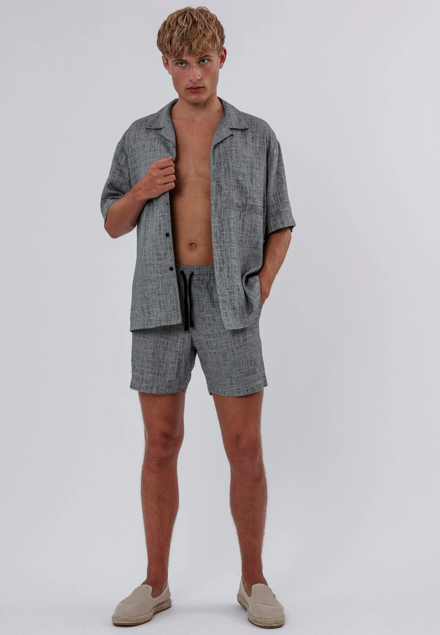 SMOKE SHORTS DARK GREY - Image 3