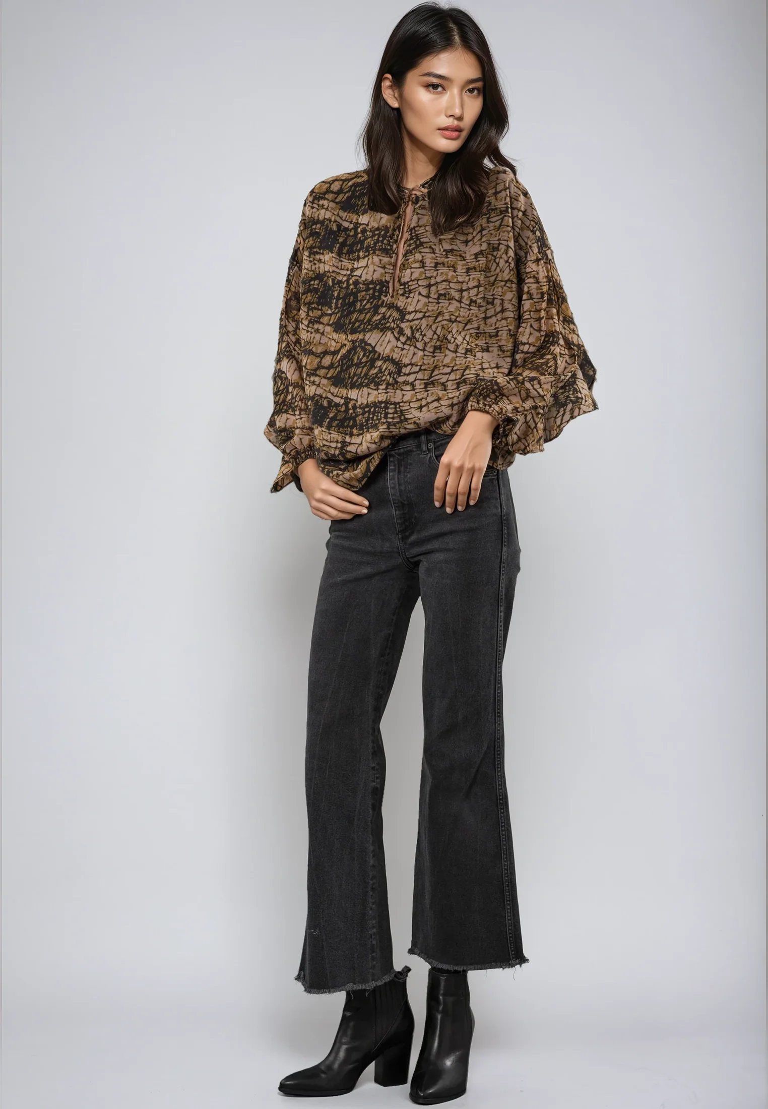 SOLSTICE TOP HIDE PRINT - Image 2