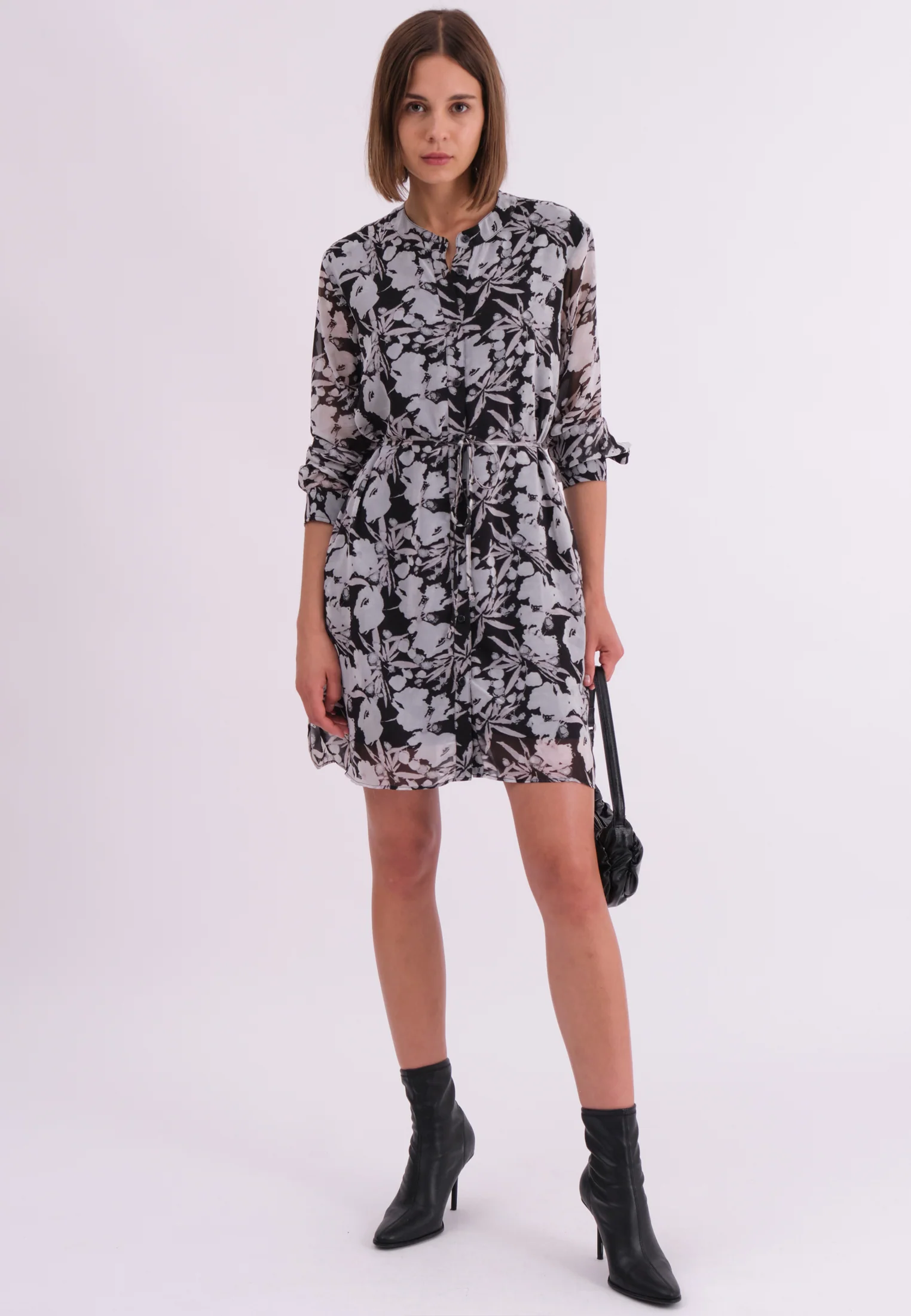 SOLSTICE KAFTAN PRIME GREY FLORAL - Image 3