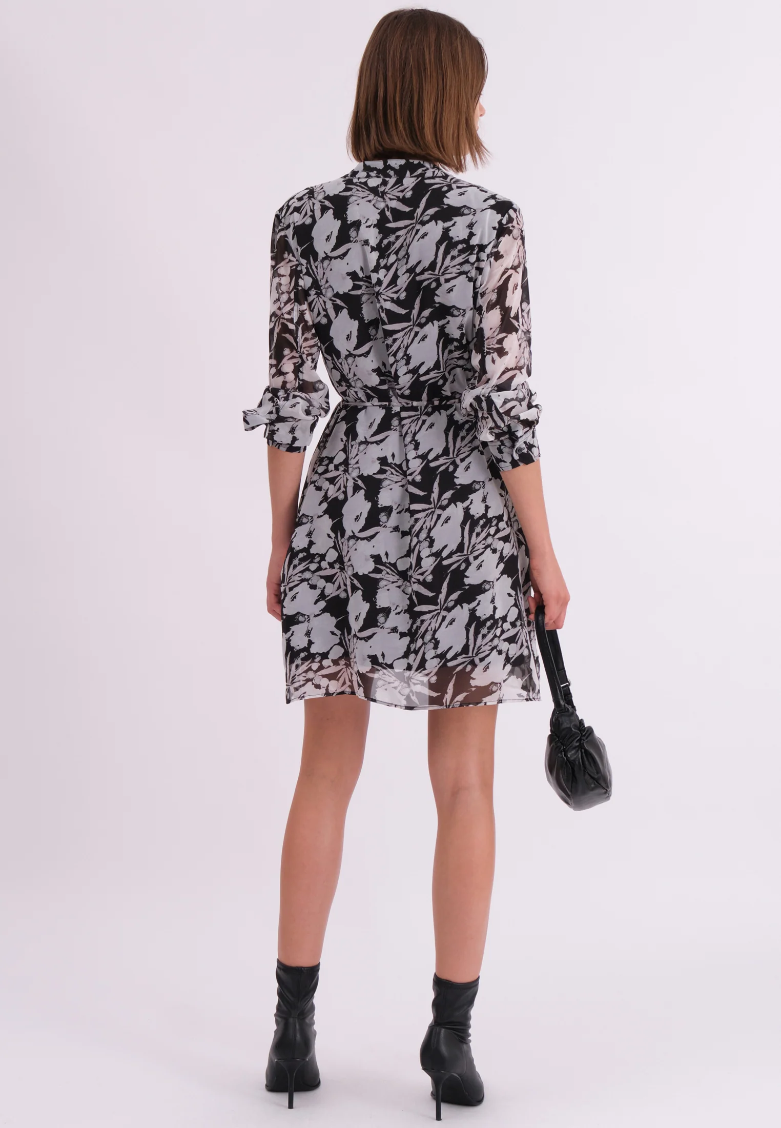 SOLSTICE KAFTAN PRIME GREY FLORAL - Image 4