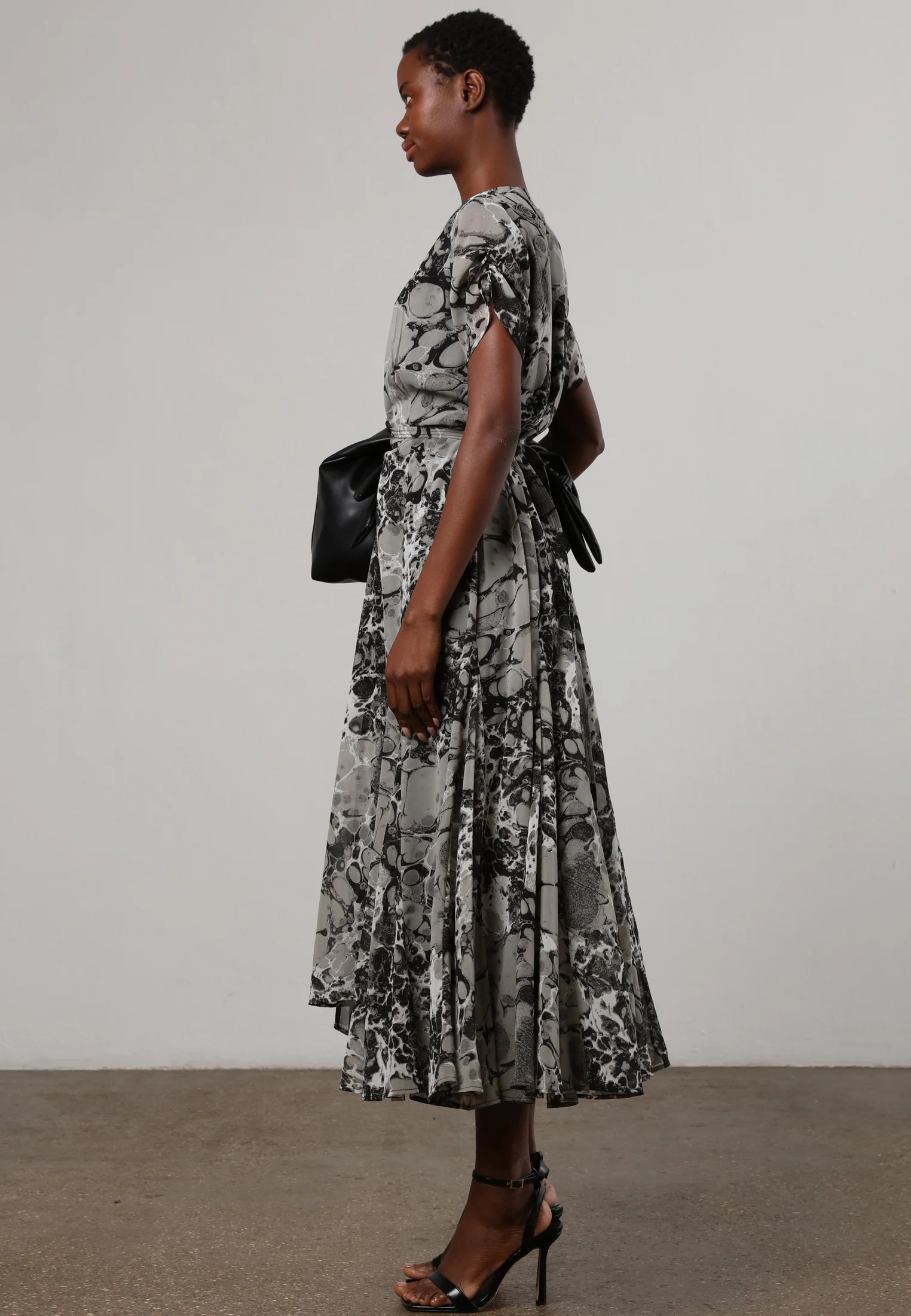 SOLSTICE STREAM MAXI DRESS - Image 5