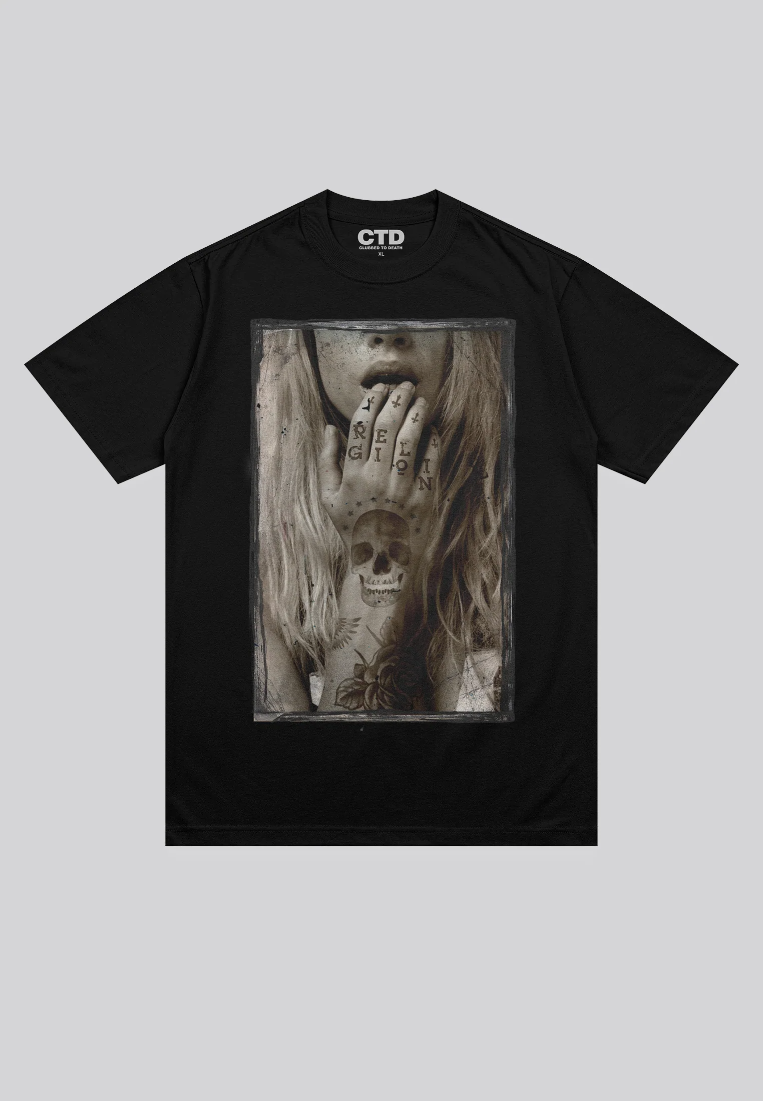 TEMPTED T-SHIRT BLACK - Image 2