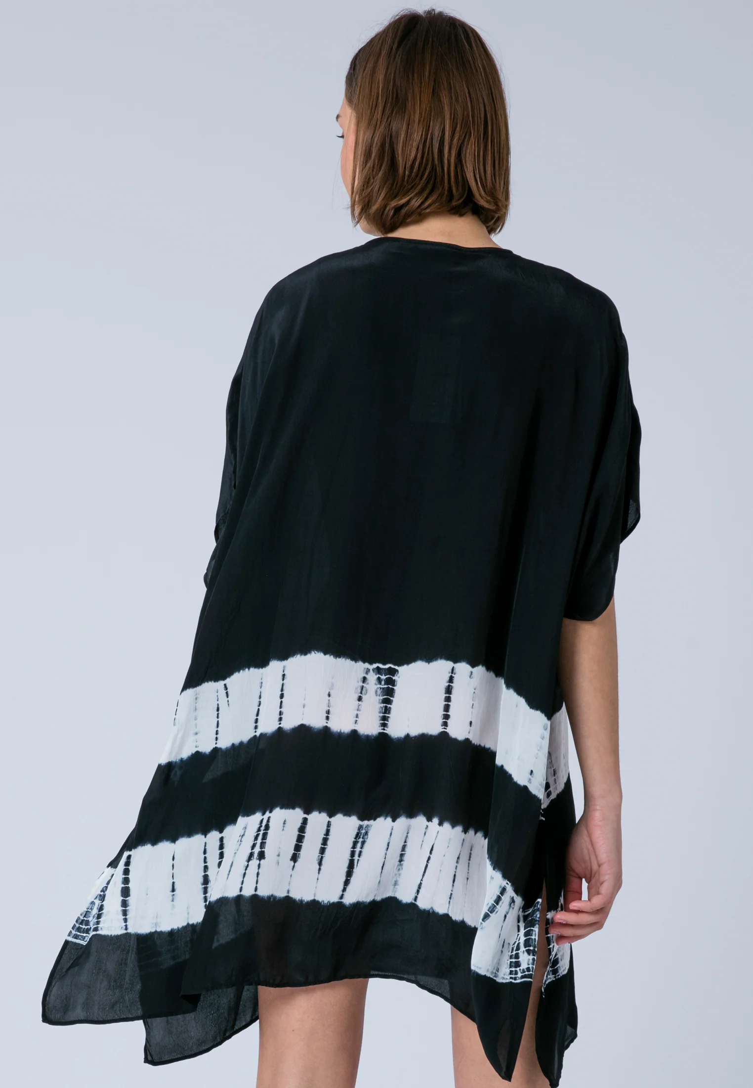 ELLA KAFTAN JET BLACK & WHITE - Image 5
