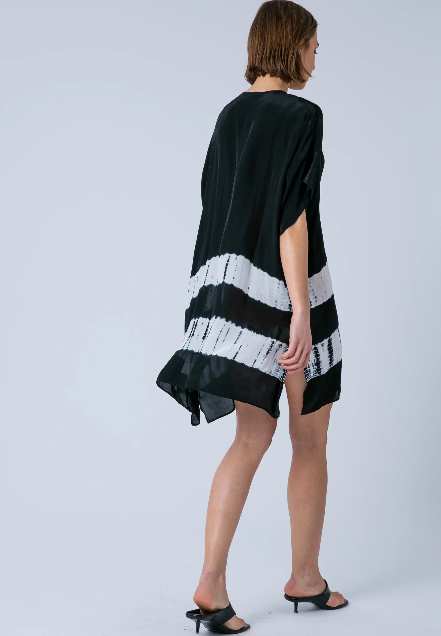 ELLA KAFTAN JET BLACK & WHITE - Image 8