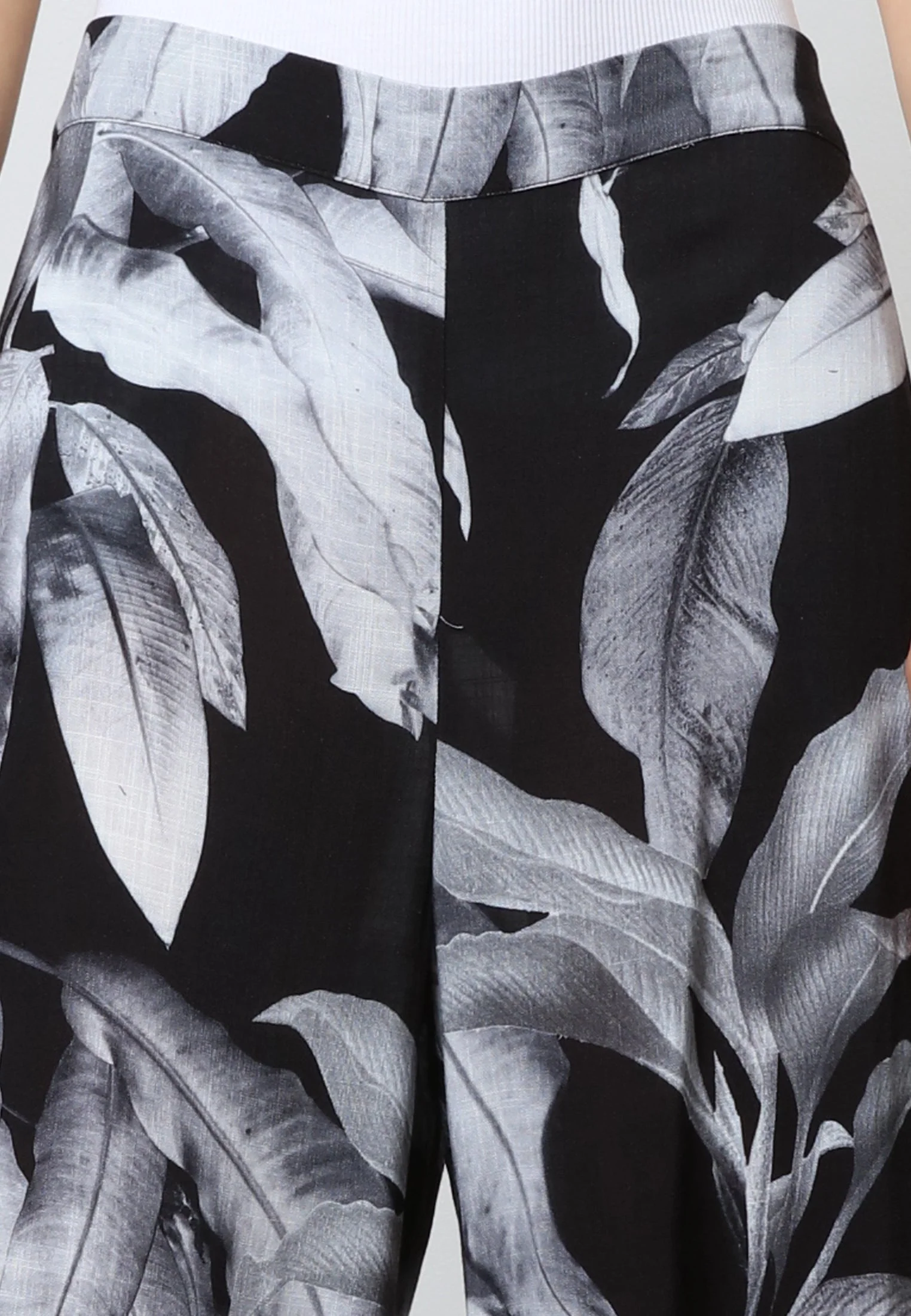 TIME TROUSERS BOTANIC BLACK - Image 5