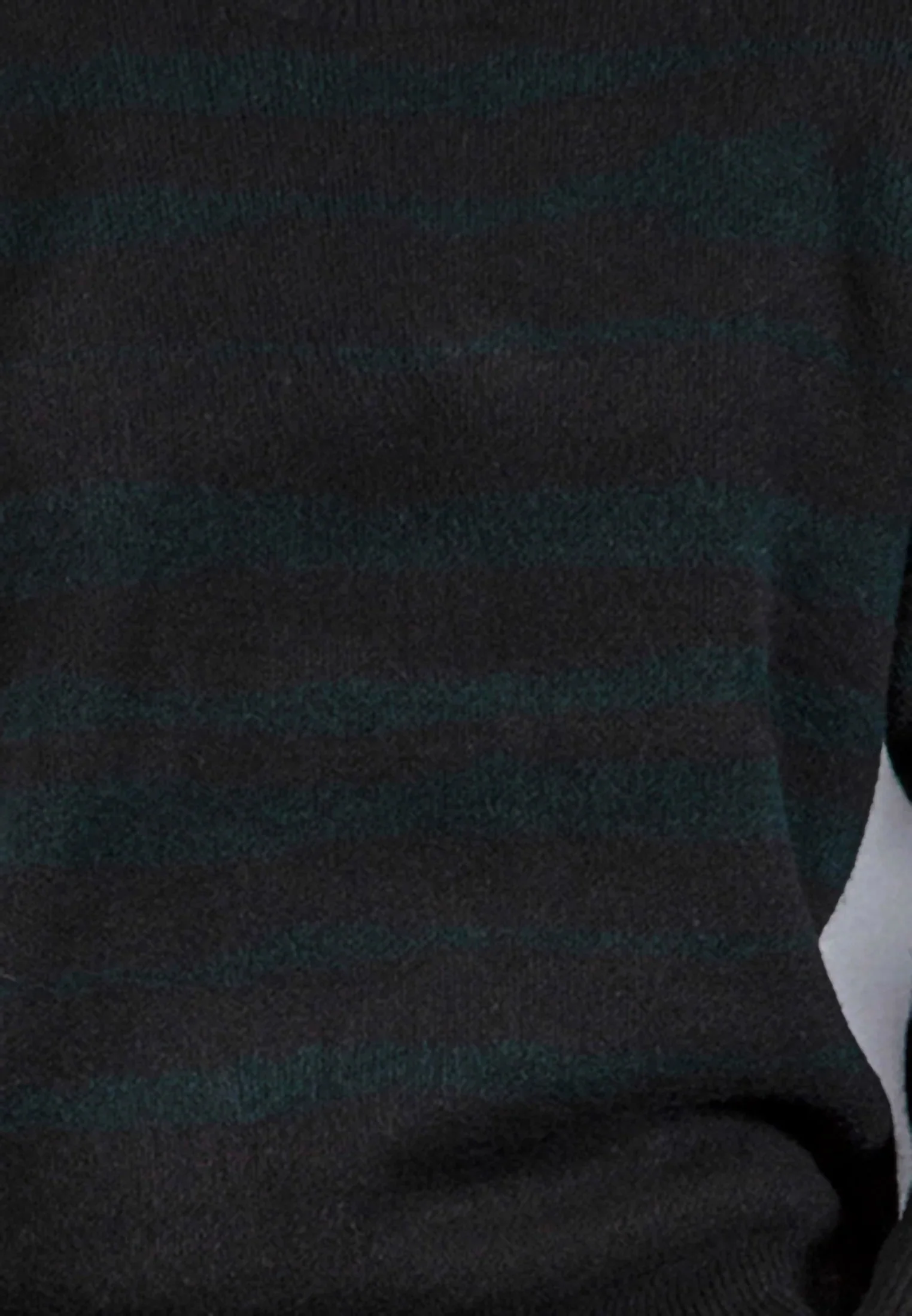 TRACK KNIT BLACK & GREEN - Image 6