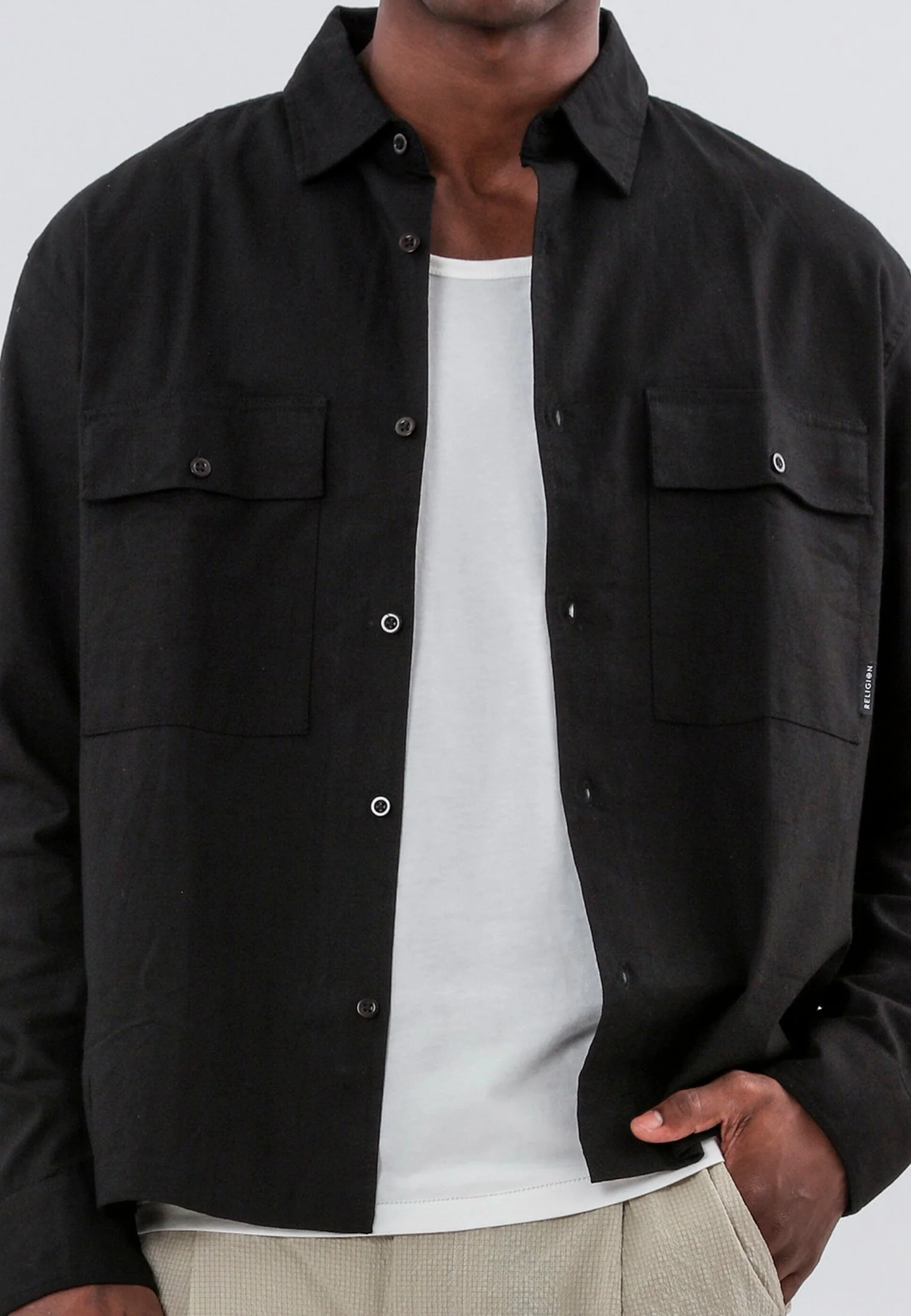 TWO POCKET RELAXED LINEN BLEND SHIRT BLACK - Image 3