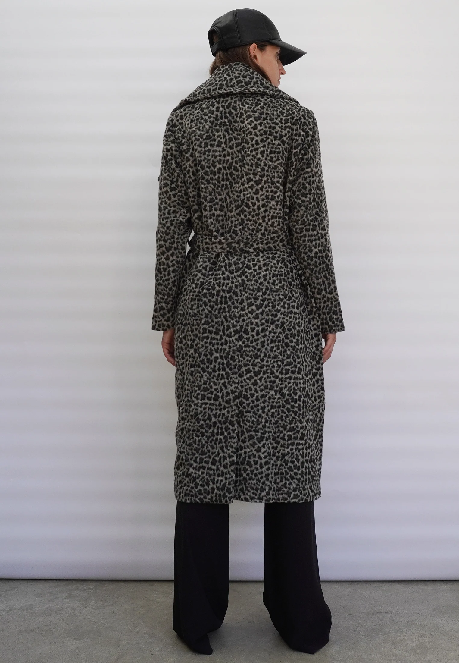 ULTRA COAT ANIMAL JACQUARD - Image 2