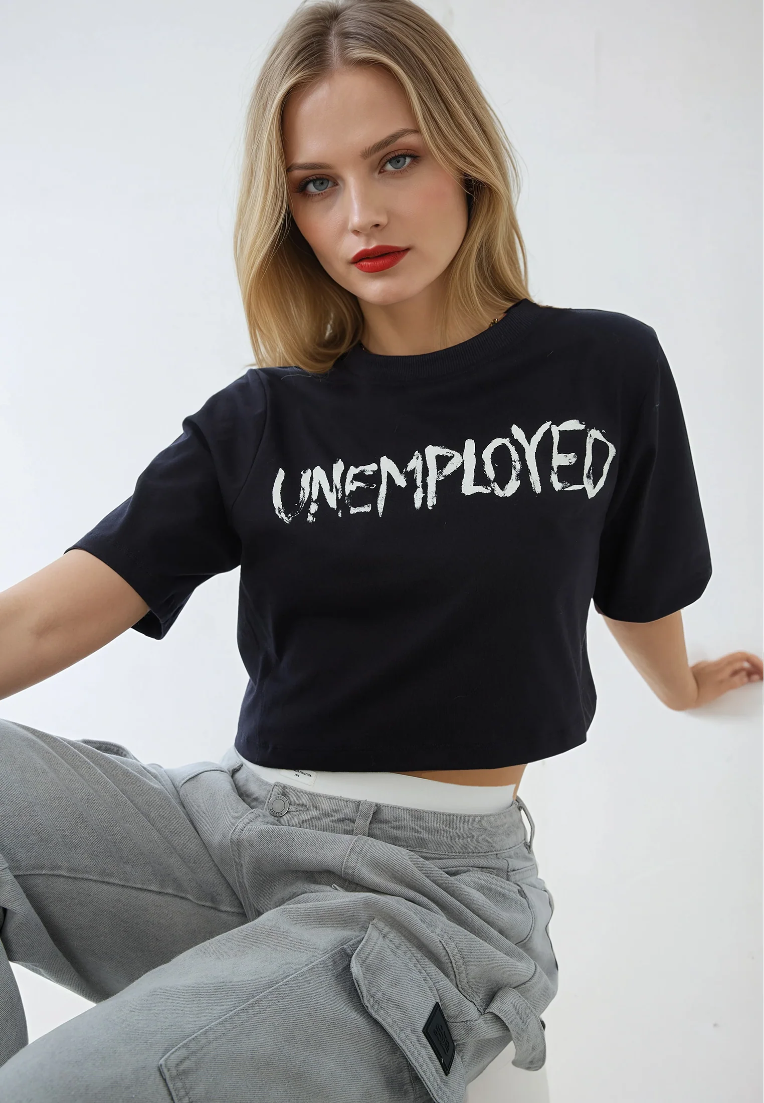UNEMPLOYED CROP TOP BLACK - Image 9