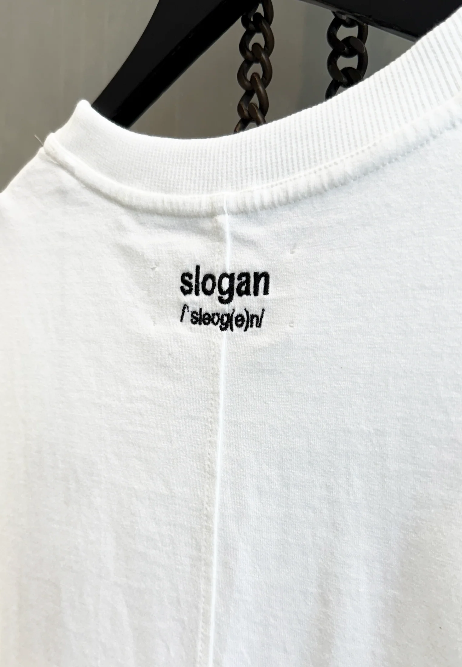 UNEMPLOYED OVERSIZED T-SHIRT WHITE - Image 6