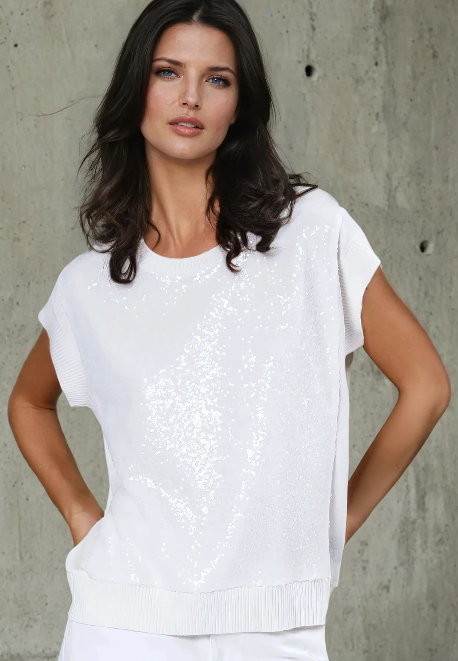 VIBRANT TOP WHITE
