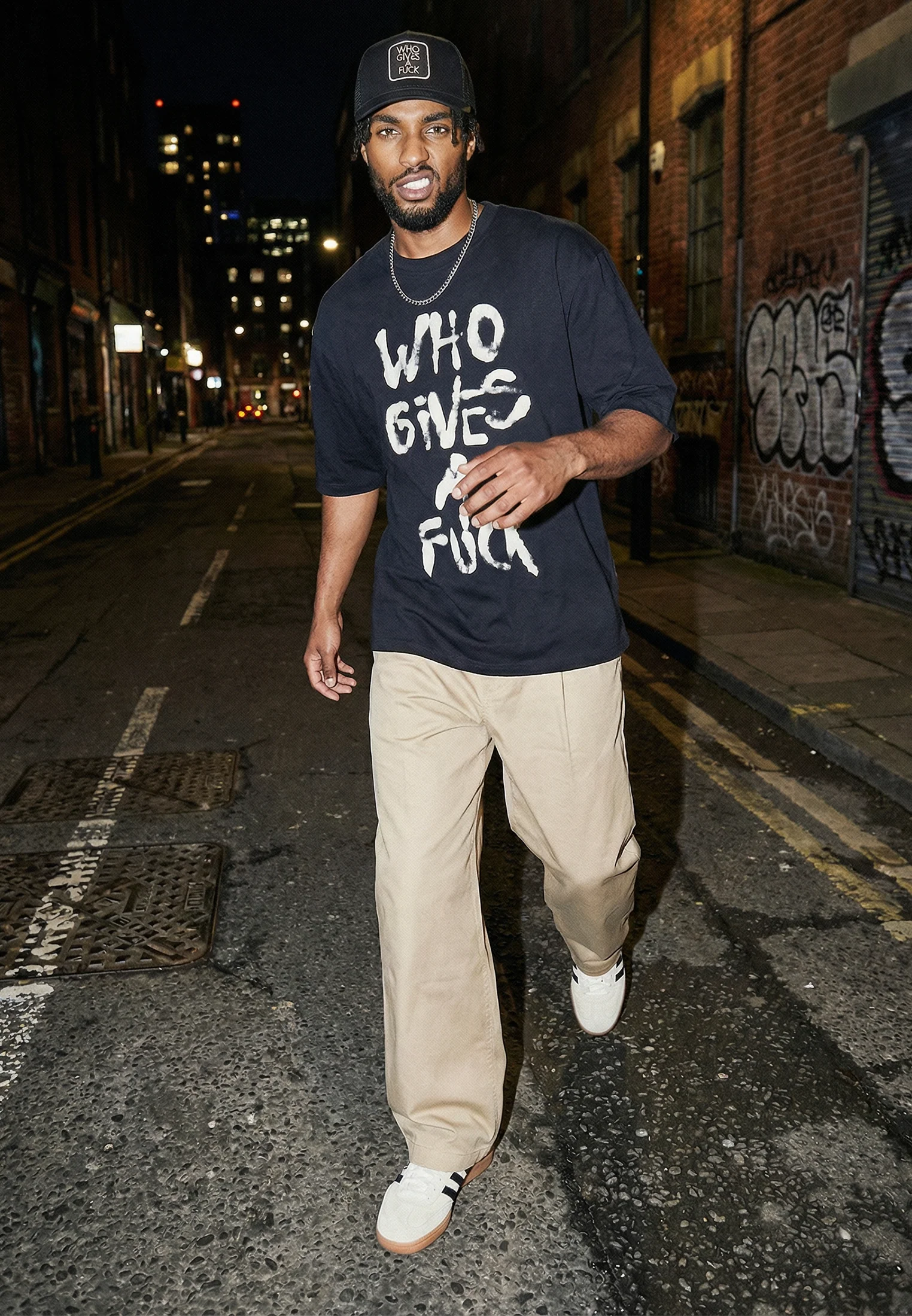 WHO GIVES A FUCK OVERSIZED T-SHIRT BLACK - Image 6