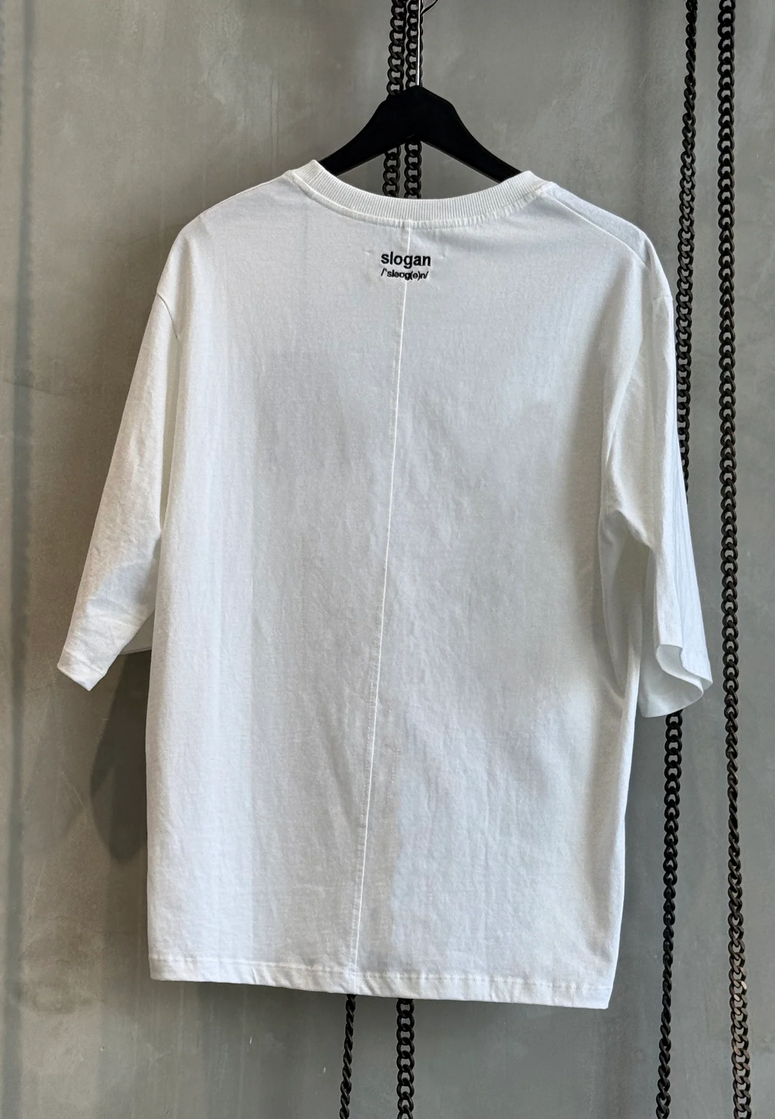 WHO GIVES A FUCK OVERSIZED T-SHIRT WHITE - Image 10