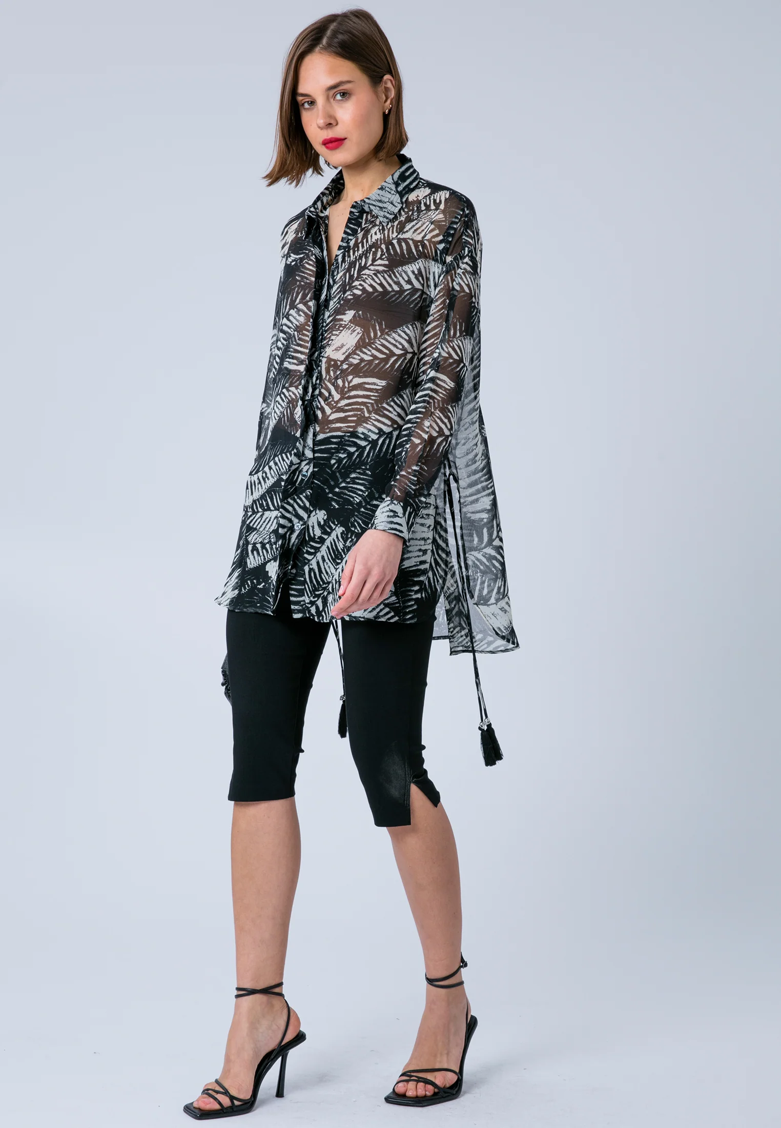 ZOE SHIRT VAMP BLACK & WHITE
