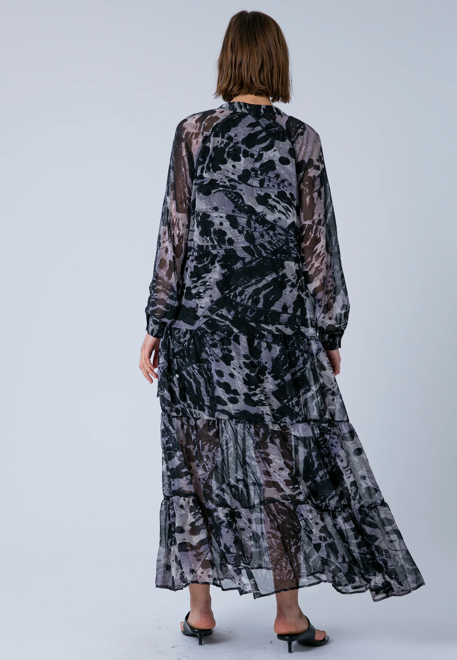 ZOE MAXI DRESS WINGS TAUPE - Image 3